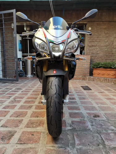 Aprilia Tuono V4 Rr