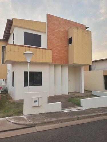 Bella Casa En Villa Granada, Puerto Ordaz 