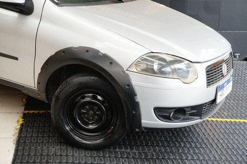 Fiat Strada 1.4 MPI TREKKING CS 8V FLEX 2P MANUAL