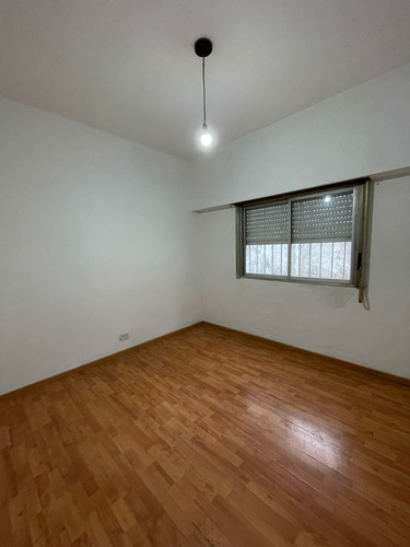 Casa En Alquiler De 4 Ambientes