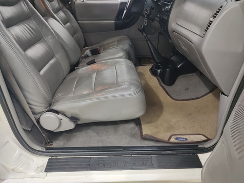Ford Ranger 4.0 Xlt 6 4x2 2p