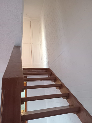 Casa Dos Pisos Con Excelente Ubicación *se Acepta Subsidio