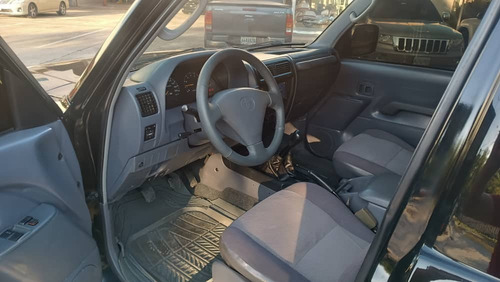 Imagen 7 de 11 de Toyota Meru