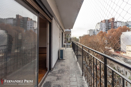 Imagen 2 de 14 de Excelente Departamento De 161m² En Belgrano