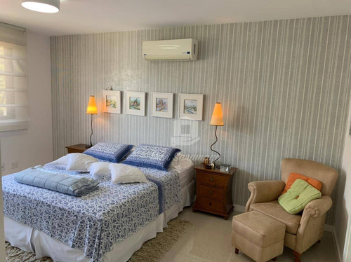 Apartamento Com 4 Quartos Em Charitas! - Ap0813