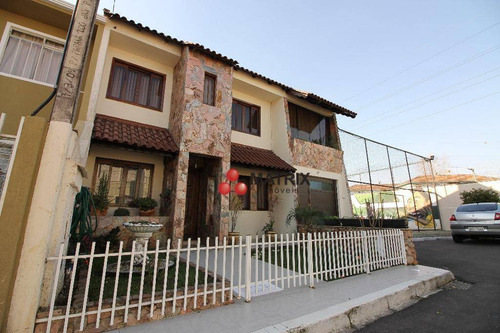 Imagem 1 de 29 de Sobrado Com 4 Dormitórios À Venda, 270 M² Por R$ 750.000,00 - Uberaba - Curitiba/pr - So2253