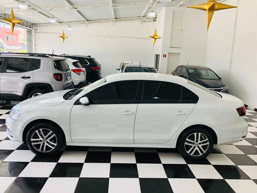Imagem 4 de 14 de Volkswagen Jetta 1.4 16v Tsi Comfortline Gasolina 4p