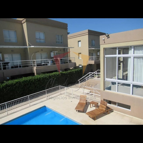 Departamento Venta P.b. 2 Amb., Condominio Jardines Saravi
