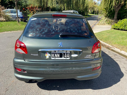 Peugeot 207 2011 1.4 Xs