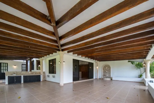 Casa En Venta Y Renta En Pok Ta Pok, Zona Hotelera, Cancún
