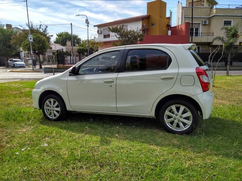 Toyota Etios 1.5 Xls 2016
