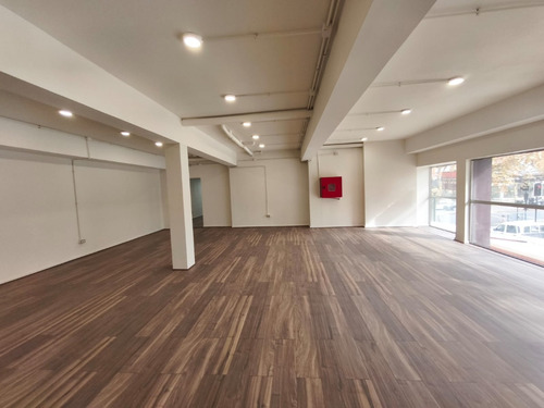 Gran Piso Comercial Con Planta Libre, Privados, Ascensor.