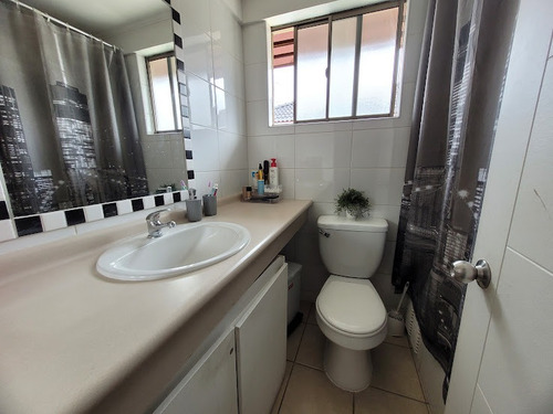 Excelente Y Amplia Casa En Condominio Cerrado Y Seguro