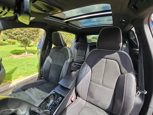 Volvo XC40 2.0 T4 R-Design
