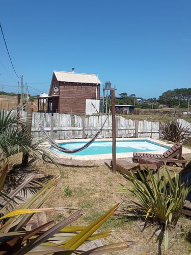 Imagen 3 de 26 de Complejo - En Venta - 5 Casas - Barrio Rivero - Punta Del Diablo