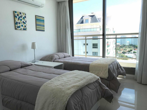 Imagen 9 de 14 de Punta Del Este, Apartamento Alquiler, Place Lafayette.