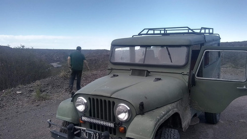 Imagen 2 de 14 de Jeep Ika Ika