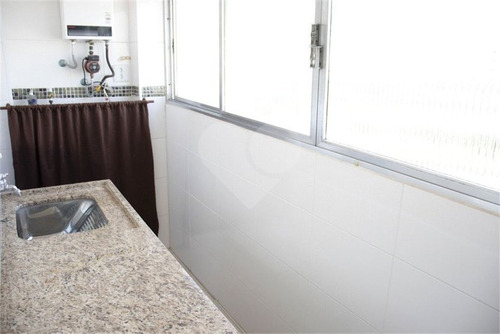 2 Dormitórios, 1 Cozinha Ampla, 1 Vaga, Em Ótima Localização No Melhor De Santos - 271-im559662