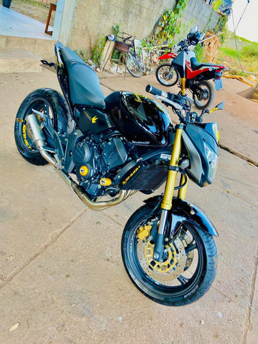 Imagem 3 de 6 de Honda Cb
