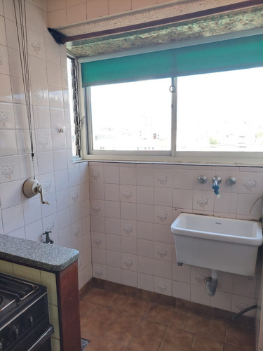 Imagen 20 de 30 de Venta 3 Amb. Palestina Al 500 - Almagro A 1/2 Cuadra Hospital Italiano. Oportunidad!!!