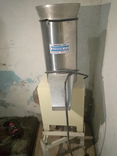 Molino Para Rallar Pan Duro (Usado)