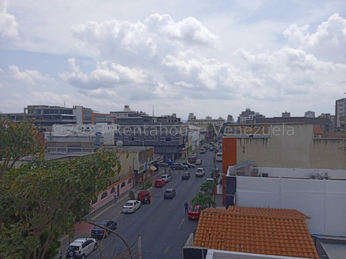 Estratégico Edificio En Venta Ubicado En Zona Céntrica Comercial De Barquisimeto Jr