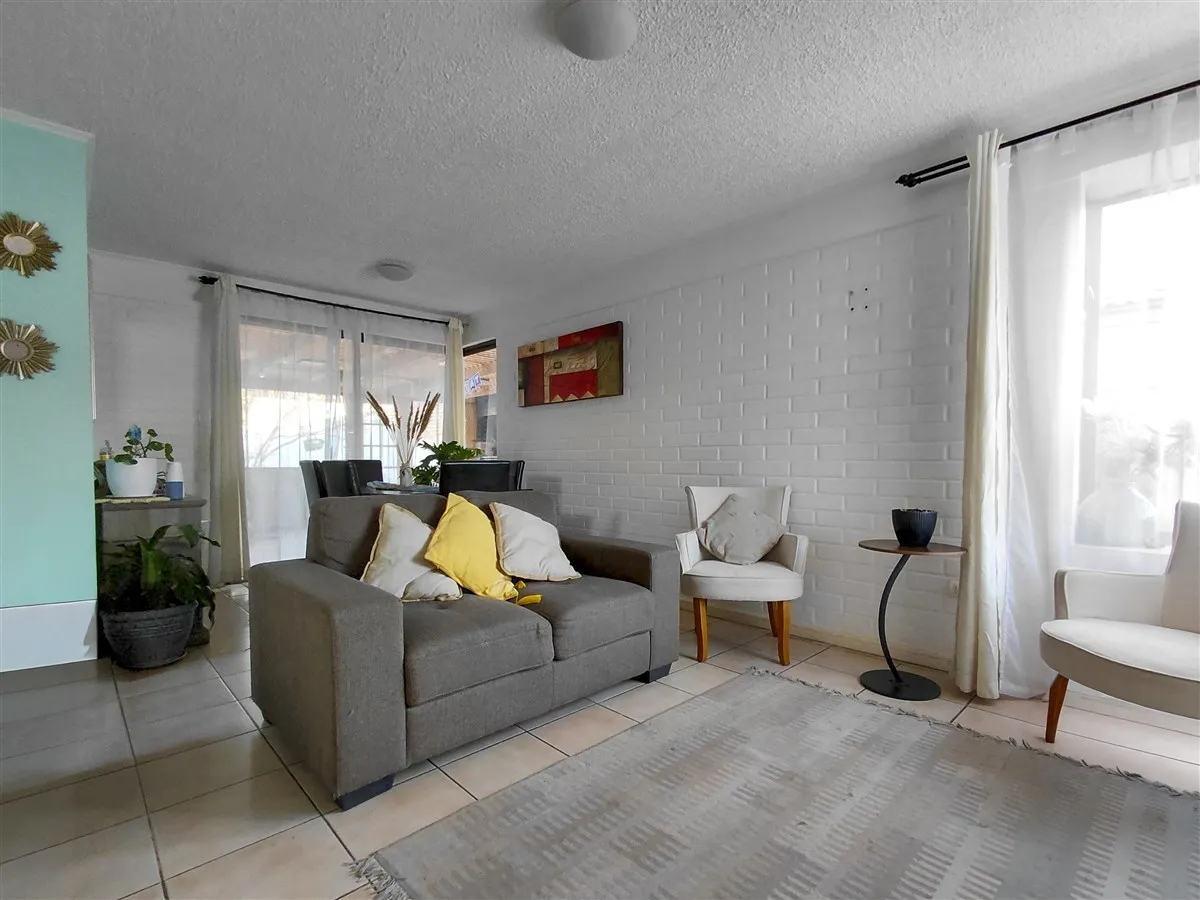 Imagen 3 de 20 de Casa En Arriendo De 3 Dorm. En La Serena