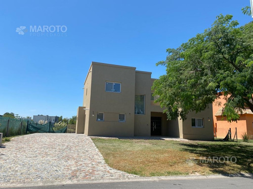 Imagen 3 de 30 de Casa En Venta En El Canton - Maroto Propiedades