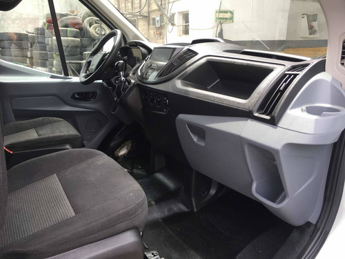 Imagen 10 de 14 de Ford Transit 2015 2.2 Diésel Chasis Mediana Mt