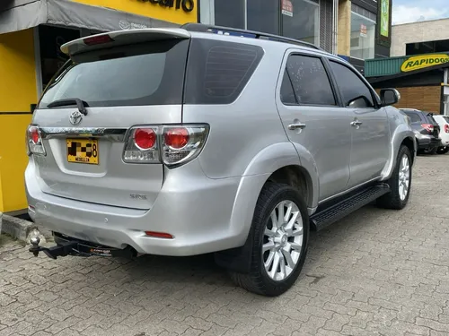 Toyota Fortuner 2.7l 4x2