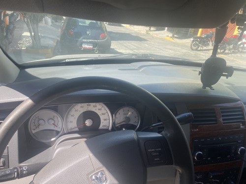 Camioneta De 8 Cil, Automática, Asientos En Piel Gris