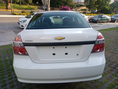 Imagen 6 de 15 de Chevrolet Aveo 2018 1.6 Ls Mt
