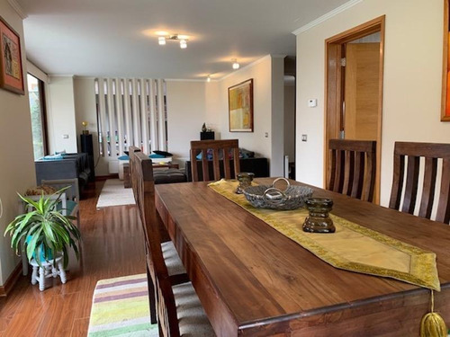 Espectacular Casa En Condominio Exclusivo . La Reina