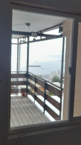 Casa Vista Al Mar, Garaje, Balcón, 3 Drmts, 2 Baños, Patio.