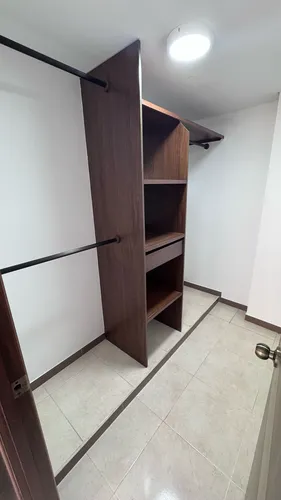 Venta Hermoso Apartamento En La Hacienda Piso 4 Con Ascensor (fv)