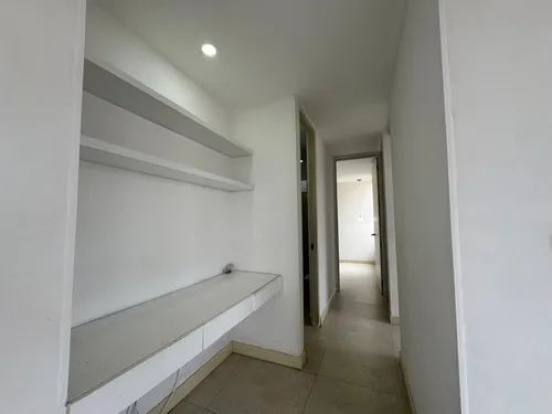 Se Alquila Amplio Apartamento Con Aire En Bochalema Central