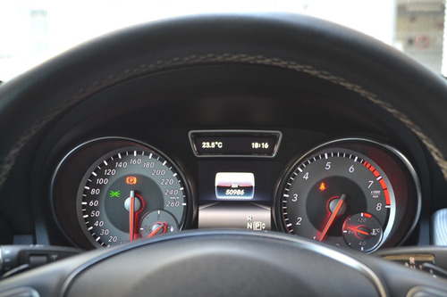 Mercedes Benz Gla 250 2016
