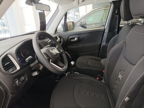 Imagen 7 de 17 de Renegade Sport 1.8l Manual 5 4x2 My23 $