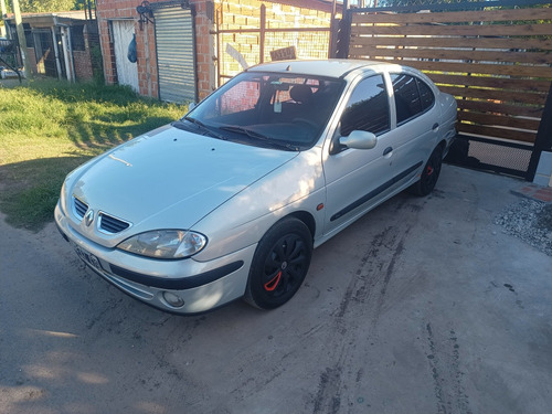 Renault Megane Rn Tric Pack 16v F2