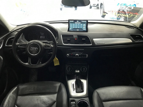 Imagem 3 de 8 de Audi Q3 180cv