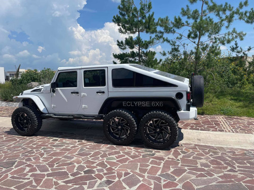 Imagen 8 de 15 de Jeep Wrangler 2017 3.7 Sahara 3.6 4x4 At