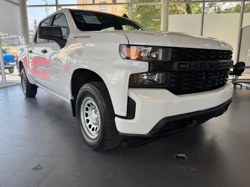 Chevrolet Silverado 4.3 V6 2500 Wt Doble Cabina 4x4 At