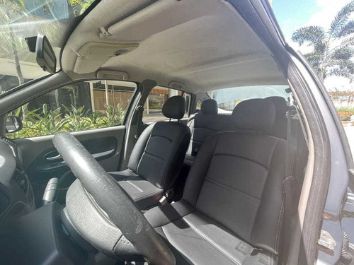Imagem 14 de 15 de Renault Symbol Sedan Privilege 1.6 16v 4p 2010