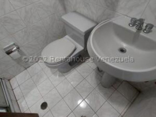 #25-7148 Espectacular Y Amplio Apartamento En Terrazas Del Avila