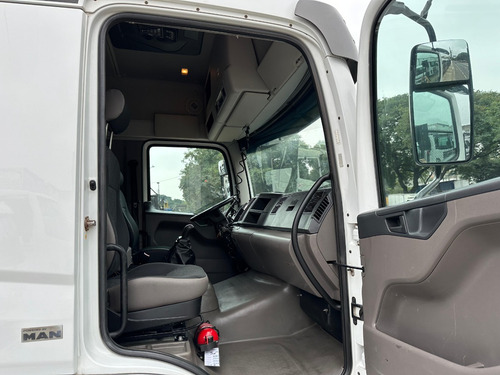 Vw 24-280 Constellation 2020 6x2 Leito Teto Alto Financia