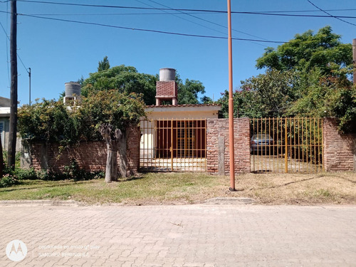 Casa En Venta De 2 Dormitorios En Santa María De Punilla Ca123