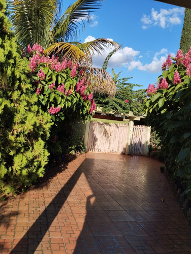 Casa Com 4 Quartos, 322 M², À Venda Por R$ 480.000 - Vila São José - Ribeirão Do Sul/sp