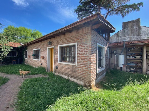 Imagen 8 de 12 de Venta- Casa De 3 Habitaciones Con Inmenso Jardin!
