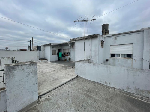 Imagen 9 de 22 de Casa Para 2 Familias En Venta En Villa Dominico
