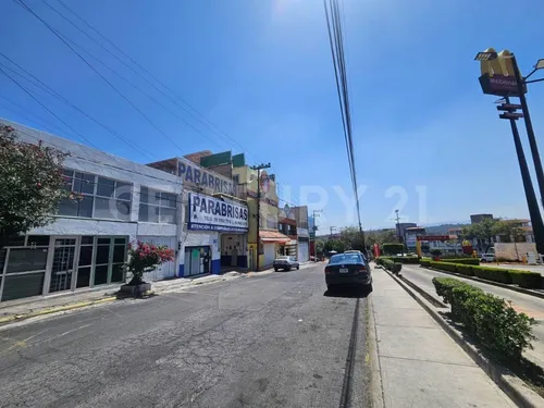 Casa En Venta Con Uso De Suelo Mixto En Boulevares, Lomas Verdes, Naucalpan
